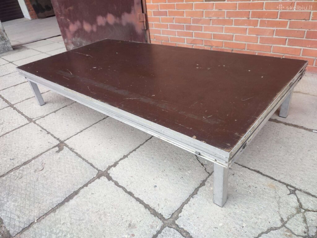 Naudotos scenos pakylos Mott 2x1m