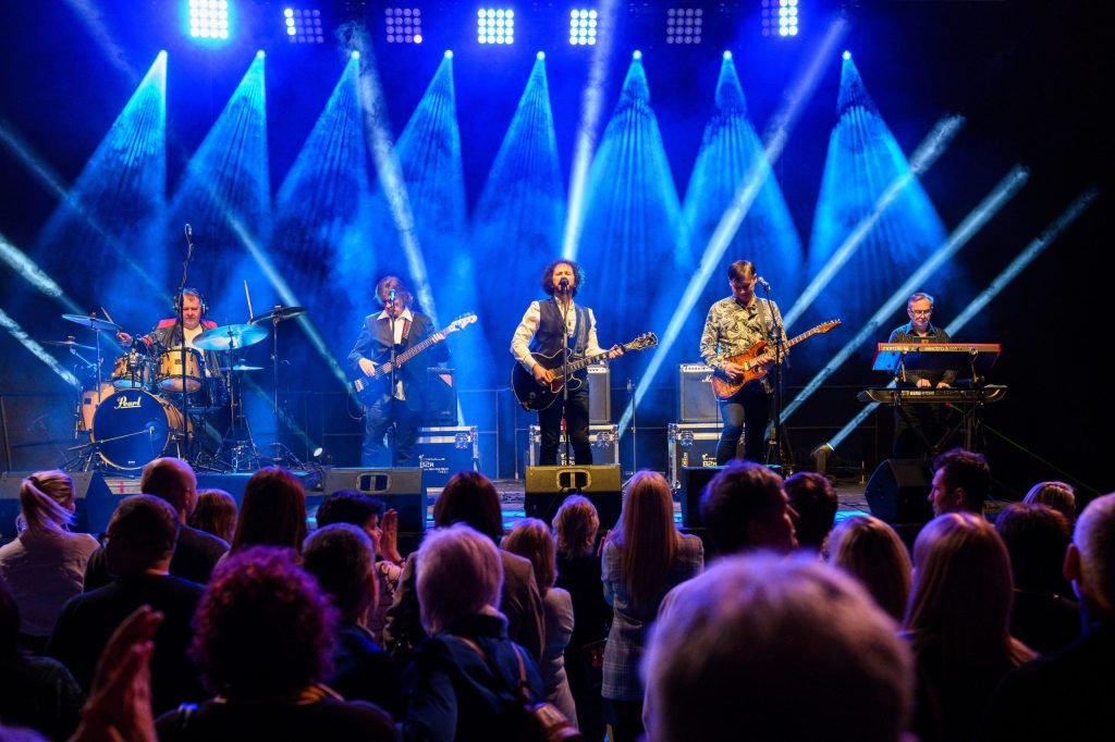 Gyvos grupės „Hiperband” koncertas