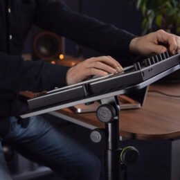 Stovas laptopams, kontroleriams su reguliuojamais laikikliais GRAVITY LTS T 01 - Image 4